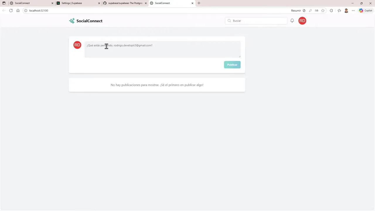 El Método GRATIS que Uso para Crear Apps Web: Google AI Studio + DYAD + Supabase 7 Feed principal de SocialConnect tras iniciar sesión con campo para publicar y mensaje 'No hay publicaciones para mostrar'