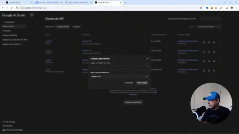 Interfaz de Google AI Studio mostrando el cuadro modal 'Crea una clave nueva' para la API Gemini