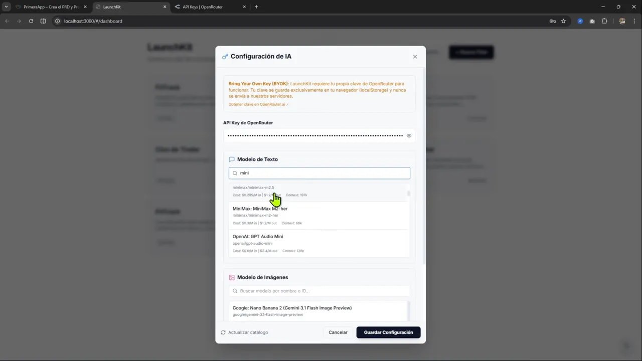 Le agregué más de 100 modelos de IA a mi app usando OpenRouter y Antigravity 2 Buscador de modelos con término 'mini' y Minimax M2.5 resaltado mostrando precio y tamaño de contexto