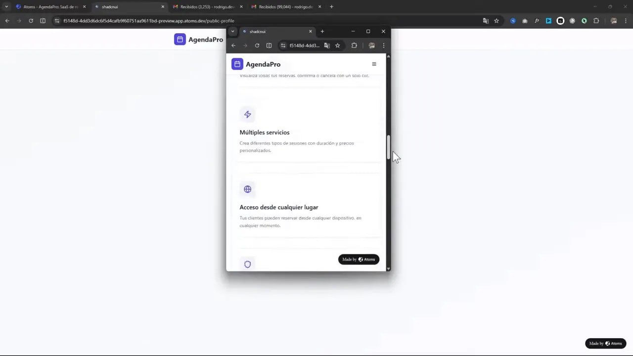 Le pasé mi idea a Atoms y creó una app SaaS completa 9 AgendaPro adaptado a móvil mostrando “Múltiples servicios”, “Acceso desde cualquier lugar” y “Seguro y confiable”